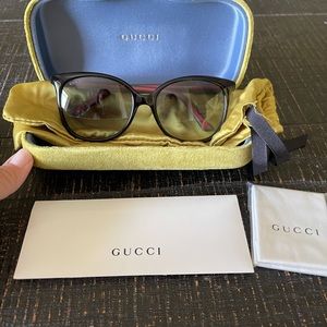Women's Gucci sunglasses